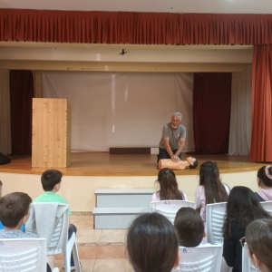 img-8c2e3cbbe78dfe3b0e9d2315fa1fd9e3-v